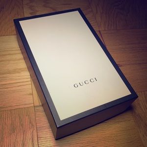 Gucci box